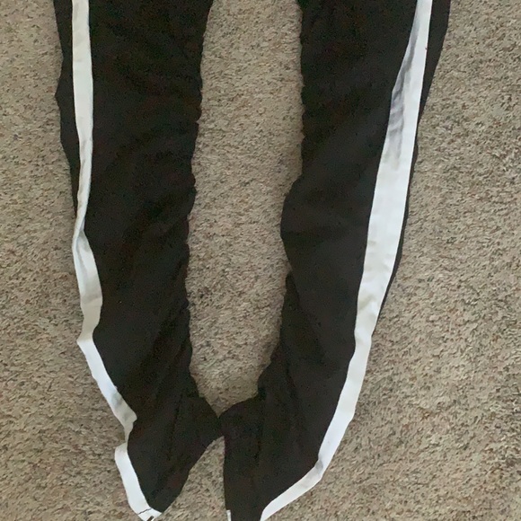 Kuwallatee black joggers - Picture 7 of 9